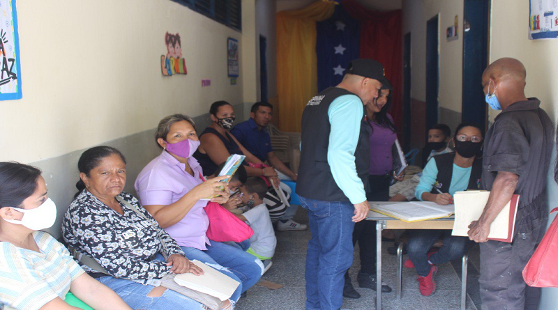 Realizan orientación para facilitar trámites a niños y jóvenes de Aragua