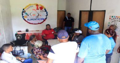 Autoridades municipales visitaron la Casa de Alimentación “Alí Primera" en Buroz estado Miranda