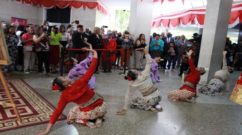 Museo de Bellas Artes inaugura la exposición tailandesa “El Arte del Batik”