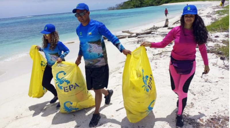 Realizan Jornada de Saneamiento por el “Día Mundial de las Playas" en La Guaira