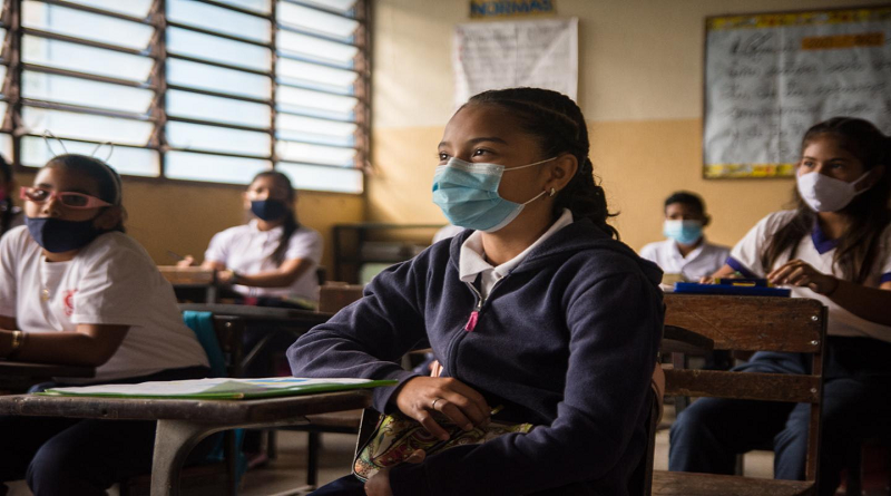 Presidente Maduro reitera que actividades escolares serán bajo medidas de bioseguridad