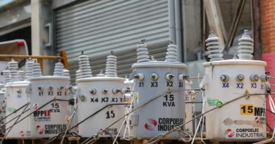 Sistema 1×10 del Buen Gobierno realiza octava entrega de transformadores e insumos eléctricos