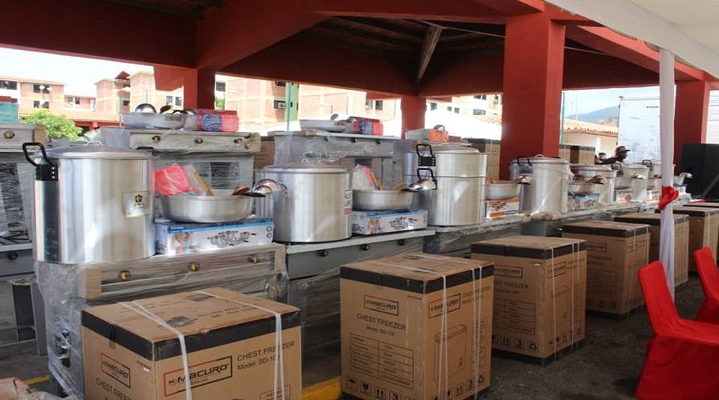 Entregan dotaciones a casas de alimentación en La Guaira