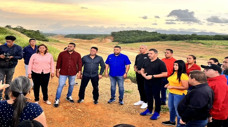 Ejecutivo instruye a culminar autopista de Oriente en primer trimestre de 2023