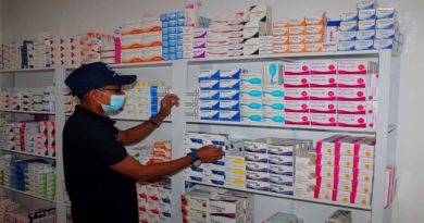 Inauguran tercera farmacia Guardianes de la Patria en Naguanagua