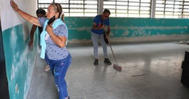 Rehabilitan más de 60 planteles educativos en La Guaira