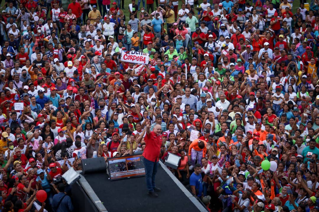 Presidente del PSUV destaca importancia histórica de Manual de Trabajo de las bases populares