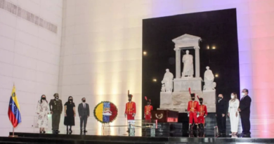 Defensa Pública inicia semana de 14 aniversario con honores al Libertador
