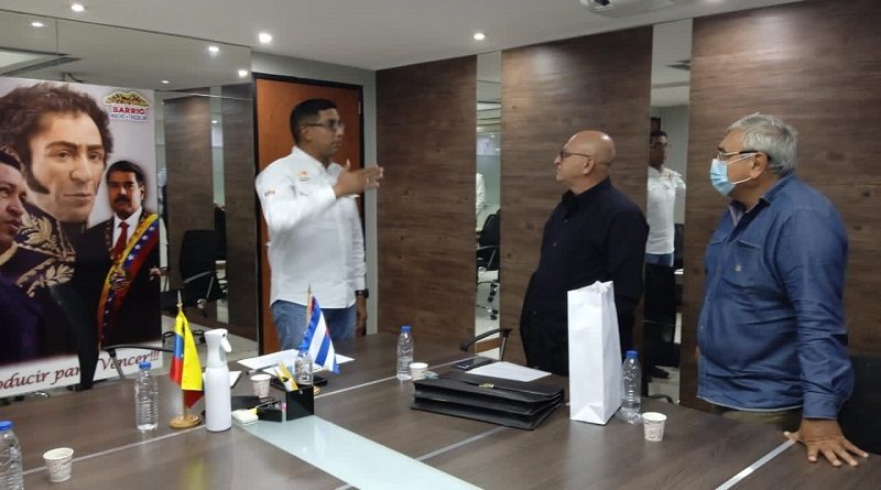 Venezuela comparte con Cuba experiencias de la GMVV