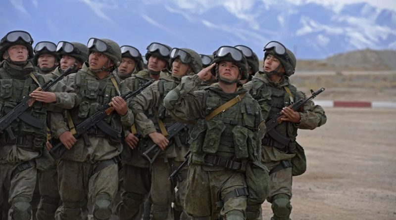 Kirguistán y Tayikistán acuerdan retirar armamento pesado de la frontera