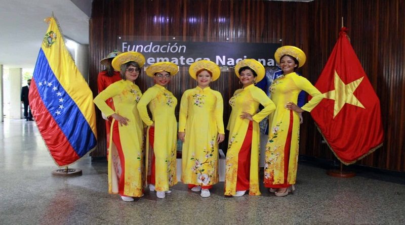 MBA inaugura exposición fotográfica que afianza relaciones Venezuela-Vietnam