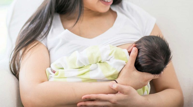 Científicos comprueban que leche materna de vacunadas contra COVID-19 transfiere inmunidad a bebés