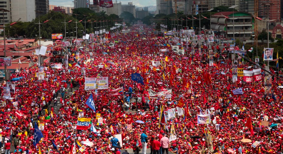 (04/10/2012) Chávez vaticina en histórico cierre de campaña: “Somos instrumentos de la paz y la vida de un pueblo”