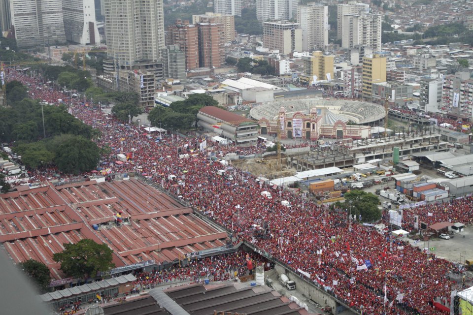(04/10/2012) Chávez vaticina en histórico cierre de campaña: “Somos instrumentos de la paz y la vida de un pueblo”