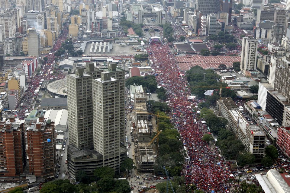 (04/10/2012) Chávez vaticina en histórico cierre de campaña: “Somos instrumentos de la paz y la vida de un pueblo”