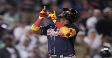 Ronald Acuña Jr. se convierte en el venezolano con más dobletes en la postemporada