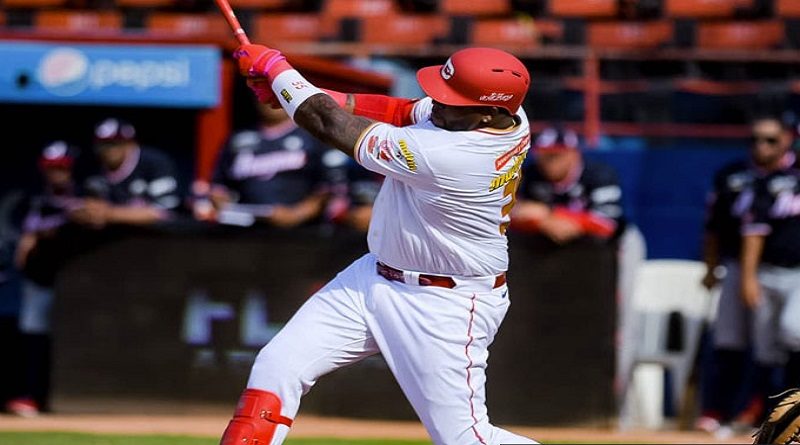 Cardenales de Lara vence 14-4 a Tigres de Aragua