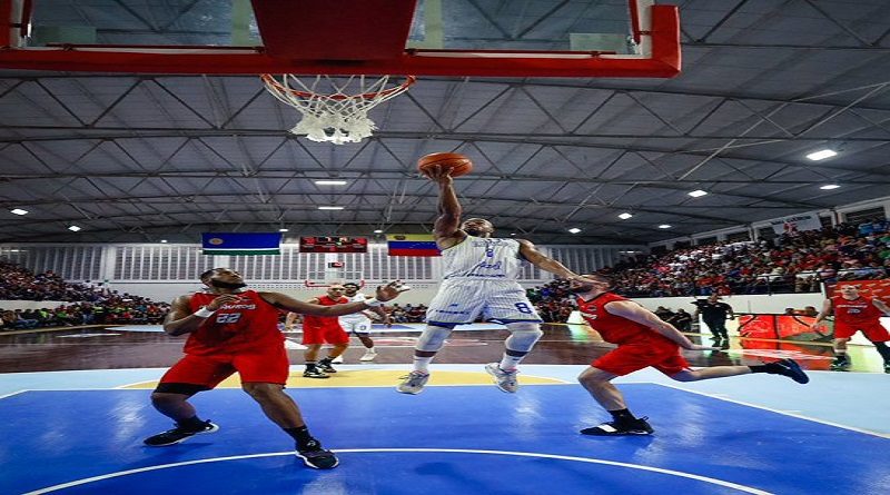 Trotamundos ponen en jaque a los Centauros tras vencerlos 85-78