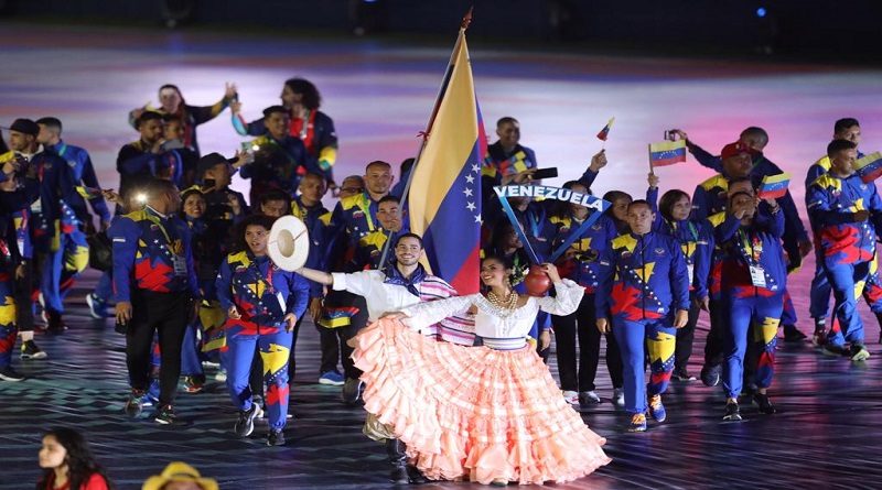 Atletas venezolanos desfilan en Juegos Suramericanos Asunción 2022