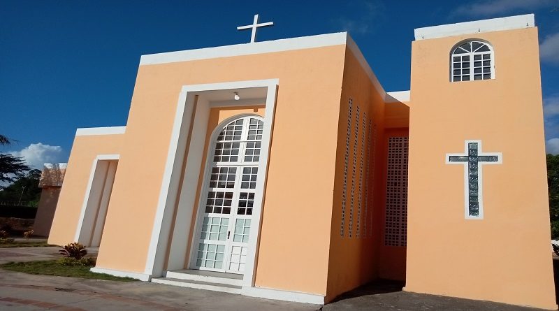 Rehabilitan iglesia y casa parroquial de Barlovento