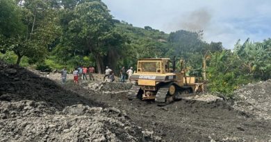 Avanza recuperación de vías y embaulamiento de quebradas en la parroquia Juares de Lara