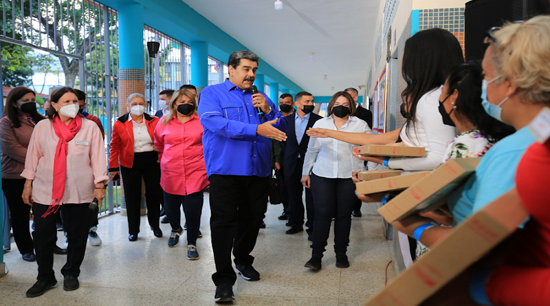 Presidente Maduro llama a terminar labor de Bricomiles y supervisar al 100% las obras