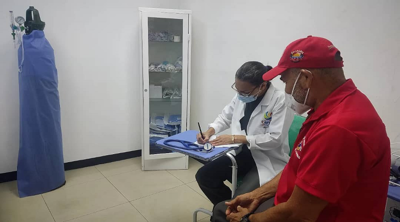 Activan área de triaje respiratorio en Centro Integral de Salud de Macuto