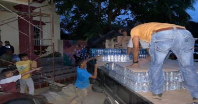 Habilitan centros de acopio para afectados por el deslave en Las Tejerías