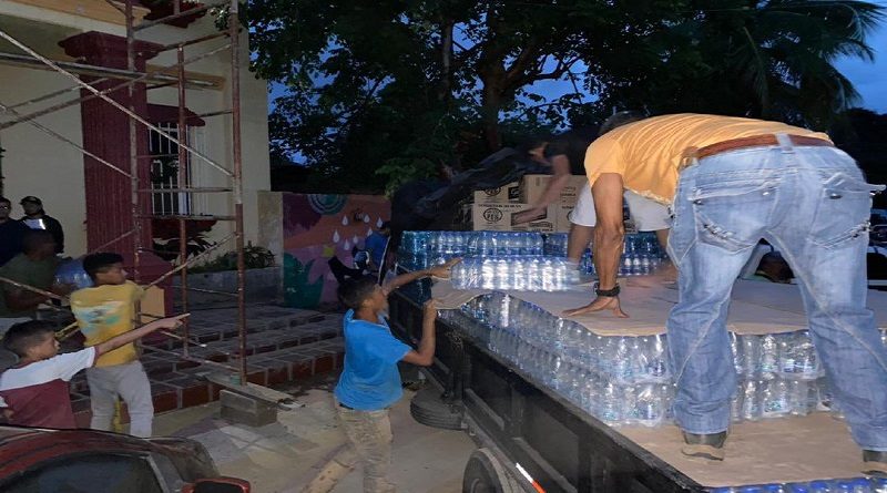 Habilitan centros de acopio para afectados por el deslave en Las Tejerías