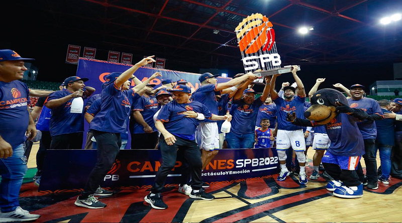 Jefe de Estado felicita a Trotamundos de Carabobo tras coronarse campeones de la Súperliga de Baloncesto
