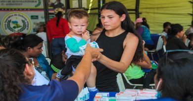 MinSalud atiende a afectados por crecida del río Unare en Anzoátegui