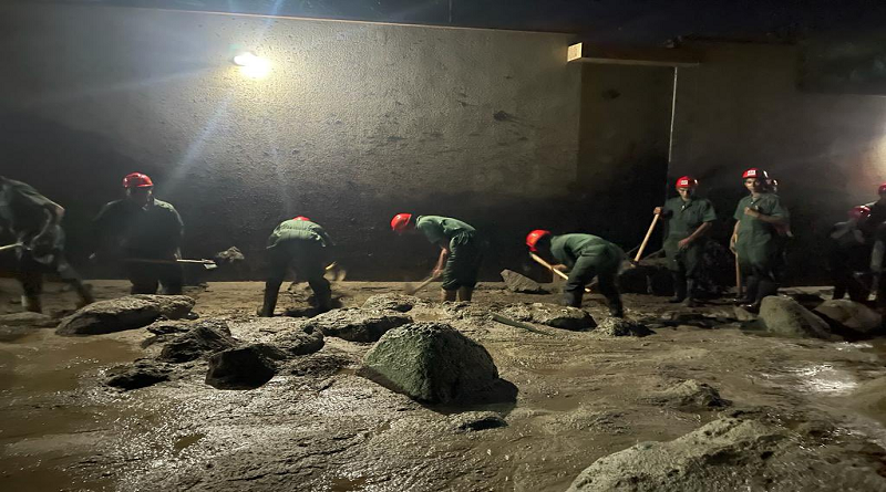 Padrino López ratifica apoyo de la FANB en El Castaño ante contingencia por alud