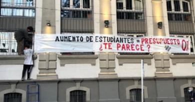 Docentes inician huelga por aumento del presupuesto en Uruguay