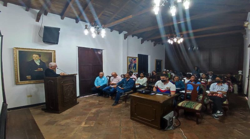 Foro "Retos y Perspectivas de la Ley de las Zonas Económicas Especiales" promueve el desarrollo productivo