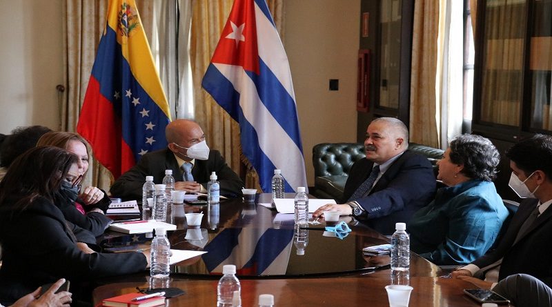 Grupo Amistad Parlamentaria Venezuela-Cuba recibe informe sobre cese del bloqueo que presentarán en ONU