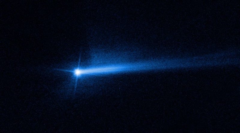 Un asteroide adquiere una "cola gemela" tras el impacto de la sonda kamikaze de la NASA