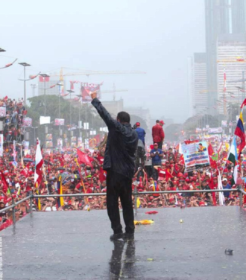 (04/10/2012) Chávez vaticina en histórico cierre de campaña: “Somos instrumentos de la paz y la vida de un pueblo”