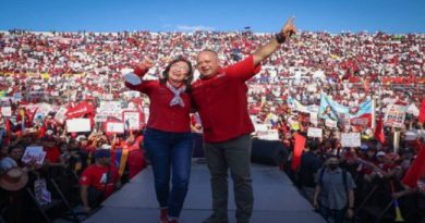 Cabello al juramentar a bases del PSUV en Maracaibo: Vamos a renacer desde el chavismo puro en Zulia
