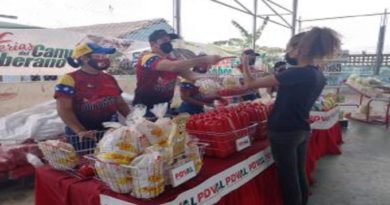 Feria del Campo Soberano atiende a familias de Base de Misiones Orquídea del Sur en Monagas