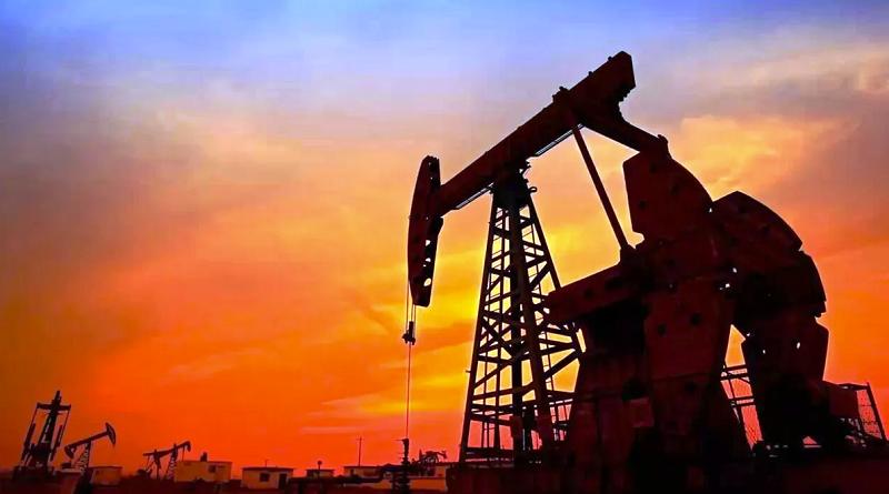Precio del Petróleo cae más de 2% por temores de recesión y demanda mundial