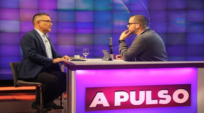 Ministro Villegas denuncia que productoras artísticas incumplen con la Ley de Protección al Trabajador Cultural