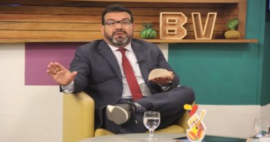 Mujeres y hombres se deben evaluar para prevenir el cáncer de mama
