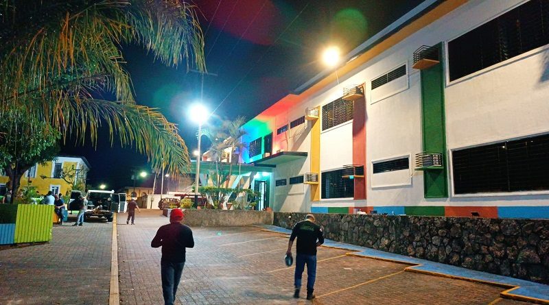 Iluminan casco central de Puerto Ayacucho