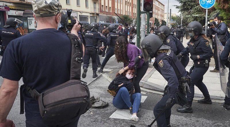 Denuncian retroceso del derecho a la protesta en España