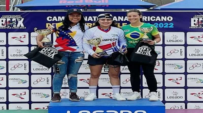 Katherine Díaz gana medalla de plata en Campeonato Panamericano BMX Freestyle