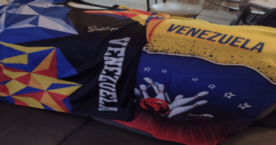 Arriba selección de Bowling que gana medalla de plata en Festival Centroamericano 2022