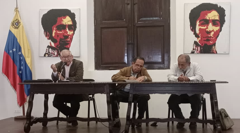 Cátedra del Centro Nacional de Historia ofreció conferencia a 30 años del 27-N