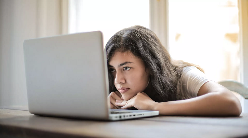 Científicos explican cómo prevenir la adicción a Internet