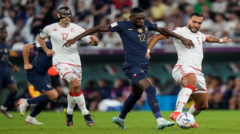 Francia clasifica a los octavos de final a pesar de perder 0-1 con Túnez