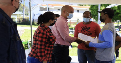 Entregan financiamiento e insumos agrícolas a productores de Araira en Miranda